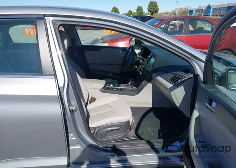 2017 Hyundai Sonata Se из США, поврежденный, VIN 5NPE24AF8HH488624